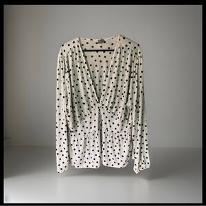 ASOS Size 20 White Polka Dot Long Sleeve V Neck Top